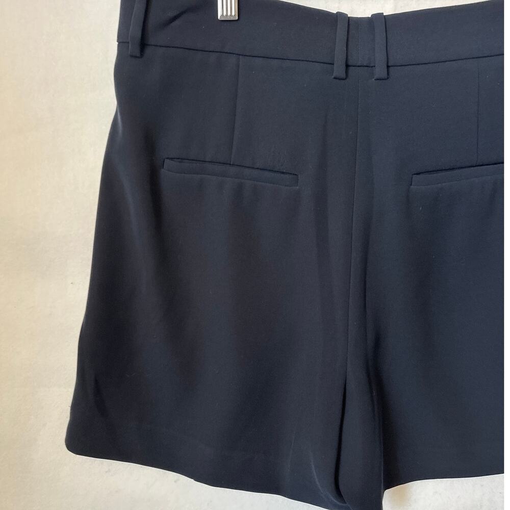 Vince Pleated Tailored Shorts Womens Sz 12 Black Trouser Zip Front Pockets - Picture 8 of 12